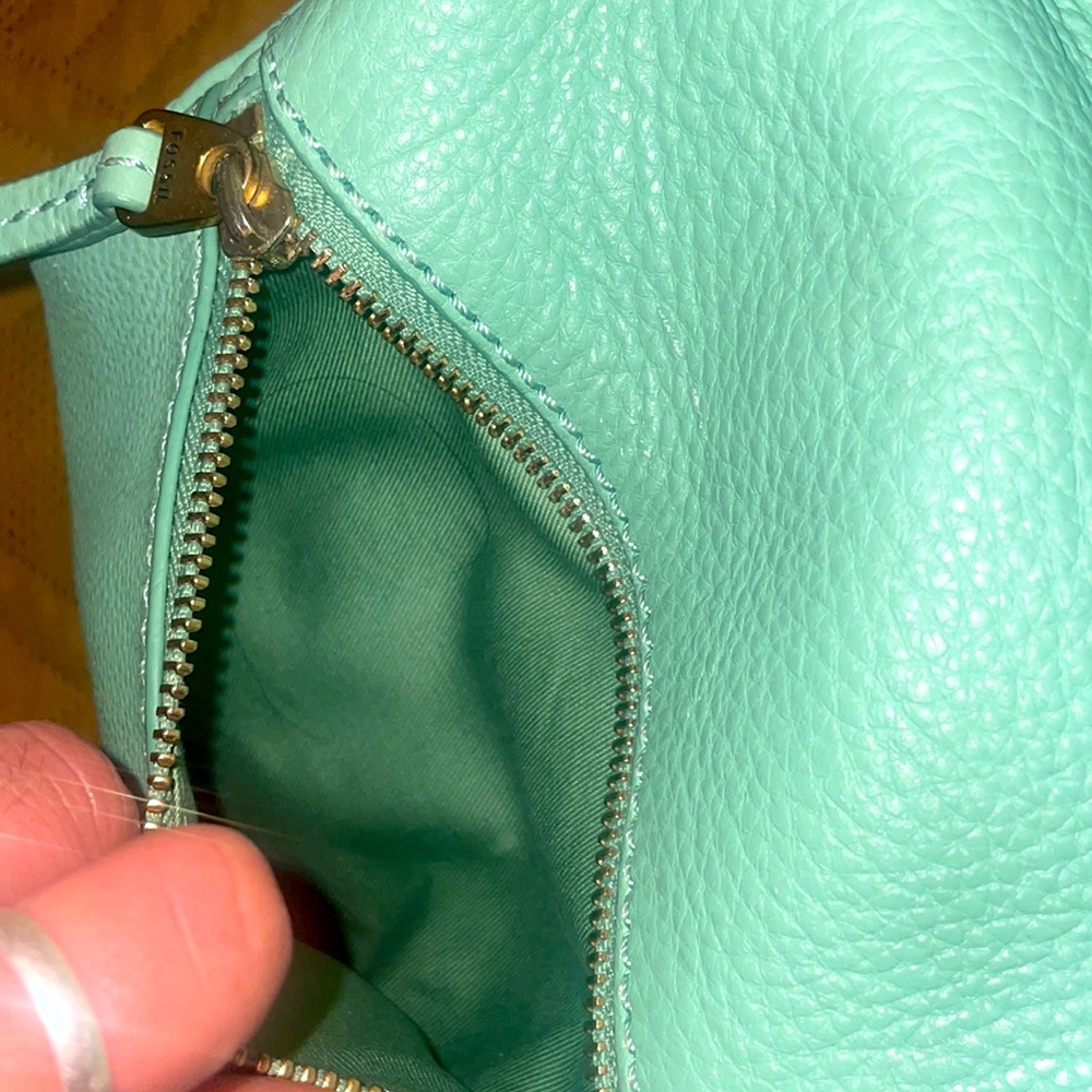 FOSSIL CROSSBODY - Picture 8 of 11